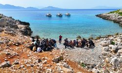 Göçmenleri Yunanistan diye Marmaris'te ıssız bir koya bıraktılar