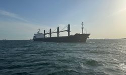 Yeşilköy’de karaya oturan gemi kurtarıldı