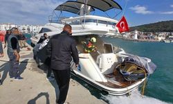 Ayvalık’ta tekne yangını erken müdahaleyle söndürüldü
