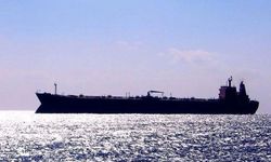 İran, akaryakıt taşıyan yabancı petrol tankerine el koydu