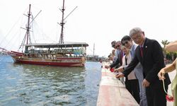 Ertuğrul Firkateyni'nde hayatını kaybeden denizciler Mersin'de anıldı