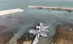 Göl çekildi, balıkçı tekneleri karaya oturdu