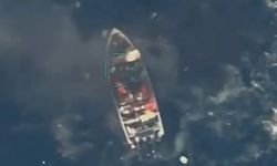 ABD Pasifik'te iki gemi vurdu