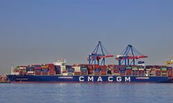 CMA CGM, 10 gemiye Fransız bayrağı çekiyor