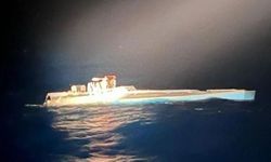 Atlas Okyanusu'nda 1,7 tonluk kokain taşıyan yarı-denizaltı ele geçirildi