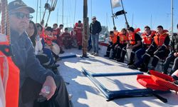 Liseli denizciler su kirliliği araştırması için Avrupa yolunda