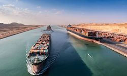 Süveyş Kanalı İdaresi'nden nakliye şirketlerine 'dönüş çağrısı'