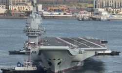 Çin'e ait uçak gemisi Japonya yakınlarında yoğun hava operasyonları yürütüyor