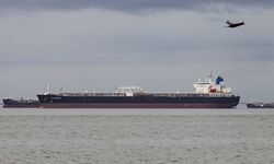 Venezuela'ya ait 11 milyondan fazla varil petrol denizde mahsur kaldı