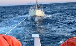 Datça açıklarında sürüklenen teknedeki 2 kişi kurtarıldı