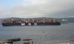 'MSC Türkiye' Çanakkale Boğazı'ndan geçti