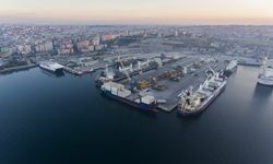 Bandırma Limanı’nda 2,2 milyar dolarlık ticaret