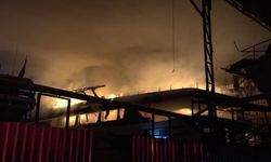 Muğla'da tersane yangını