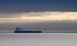 Yaptırımlı tanker İspanya açıklarında arızalandı