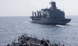 CENTCOM'dan ABD gemilerine ikmal paylaşımı