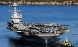 Dünyanın en büyük uçak gemisi İsrail'e yanaştı