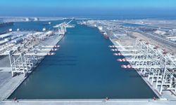 Mısır'da 3,3 milyon TEU kapasiteli aktarma merkezi açıldı