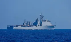 İran Devrim Muhafızları: ABD destek gemisini vurduk