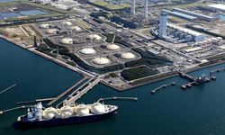 Katar, Japon şirketle 27 yıllık LNG tedarik anlaşması imzaladı