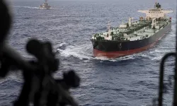 Pentagon, Venezuela yaptırımlı gemiyi alıkoydu