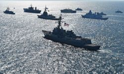 "ABD donanması Hürmüz'den geçen gemilere yakında eşlik edecek"