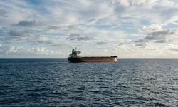 Yunan armatörler dökme yük ve konteyner gemilerine yöneliyor