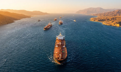 Hürmüz Boğazı’nda son 3 günde 15 gemi geçiş yaptı