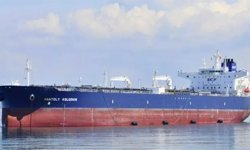 Rus petrol tankeri Küba'ya ulaştı