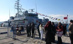 Deniz Kuvvetleri Komutanlığı'na bağlı savaş gemileri ziyarete açıldı
