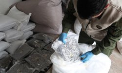 Uyuşturucu yüklü gemiye ortak operasyon