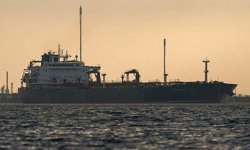 ABD ordusundan İran'la bağlantısından şüphelenilen gemiye baskın