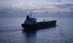 Hindistan Rus petrolü için sigorta teminatlarını genişletti