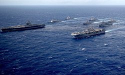 ABD’nin Hürmüz ablukası başladı, İran'dan tepki geldi