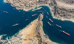 Hürmüz'den ilk geçiş gelirleri İran'ın kasasına girdi