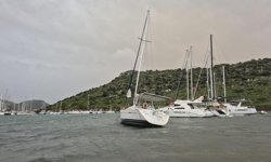 Bodrum'da 2 tekne karaya oturdu