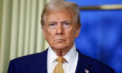 Trump'tan İran'a tehdit: Anlaşma olmazsa gemileri yüklüyoruz