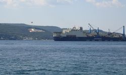 'Castorone' Çanakkale Boğazı'ndan geçti