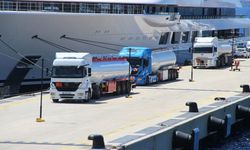 Bodrum’da süper yatlara 21 tankerle 600 bin litre yakıt ikmali