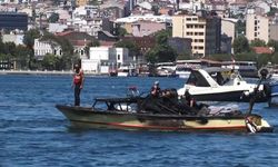Balat sahilinde tekne alev alev yandı