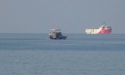 Oruç Reis Sismik Araştırma Gemisi Mersin Taşucu açıklarına demirledi