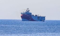 Türkiye Kıbrıs'a doğalgaz hattı için Akdeniz'de Navtex duyurdu