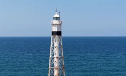 146 yıldır Karadeniz'de denizcilere yol gösteriyor