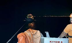 Akvaryum Adası önlerinde arızalanan tekne kurtarıldı