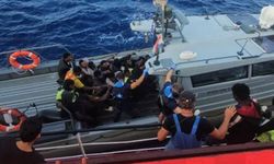 DONAU EKSPRES II’den Ege’de hayat kurtaran operasyon: 16’sı çocuk 48 kişi kurtarıldı