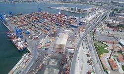 İzmir Limanı'nın Türkiye Varlık Fonu'na devri tamamlandı
