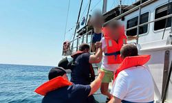 Marmaris'te gezi teknesi karaya oturdu