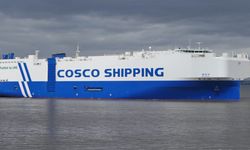 Cosco’nun araç taşıma gemisinde yangın: 22 mürettebat kurtarıldı