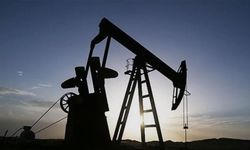 Hürmüz Boğazı’ndaki belirsizlik petrol fiyatlarını yukarı taşıdı