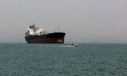 Yemen açıklarında silahlı grup yük gemisini kaçırdı