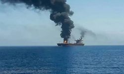 Hürmüz Boğazı'nda petrol tankeri vuruldu